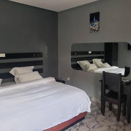 Sunrise Center Bonapriso 111 Hotel Douala Exterior photo